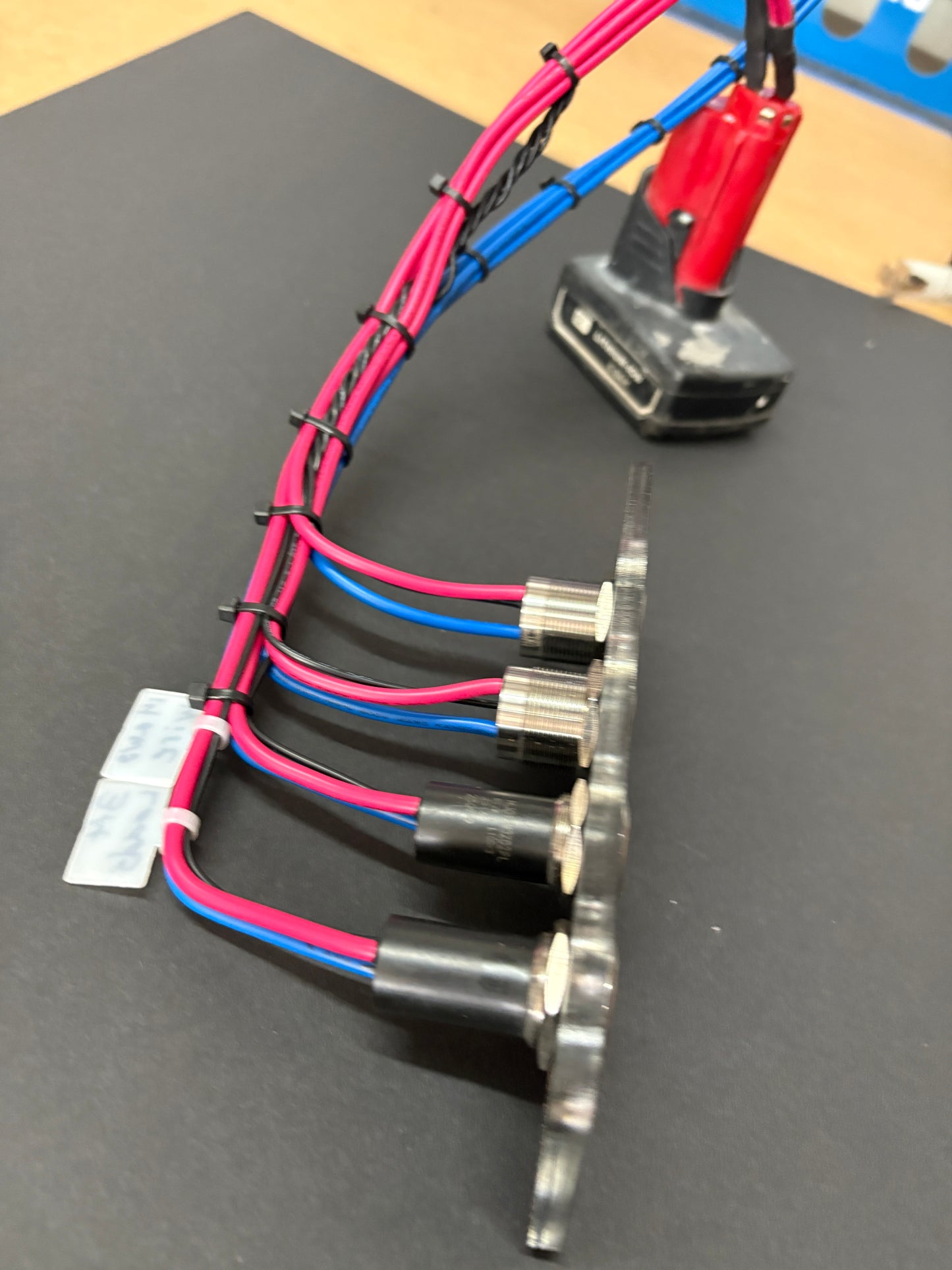 19 MM 3/8 Threaded Barrel Switch Red Latching ON-OFF