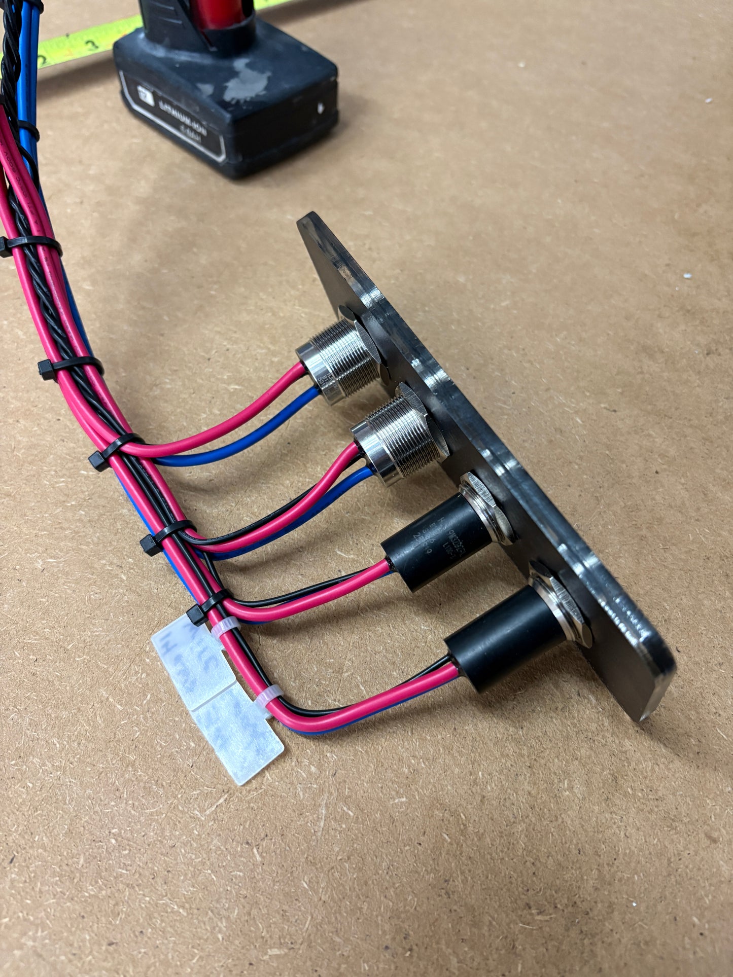 22 MM 3/4 Threaded Barrel Switch Blue (Momentary)